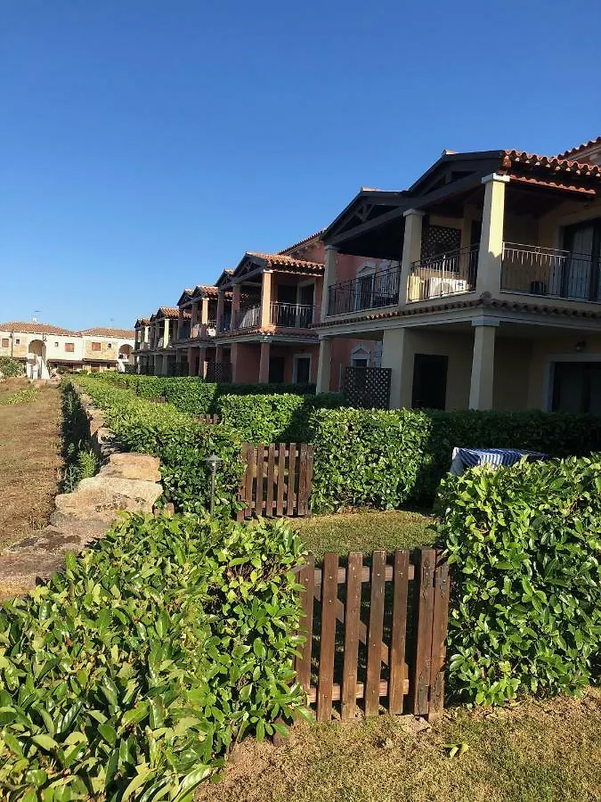 Appartamento In Residence Fronte Mare Murta Maria